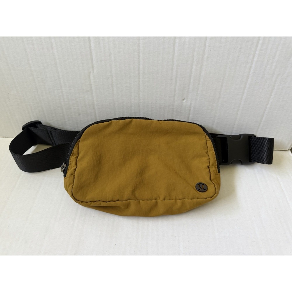 Lululemon Everywhere Belt Bag Fanny Pack Mustard Yellow